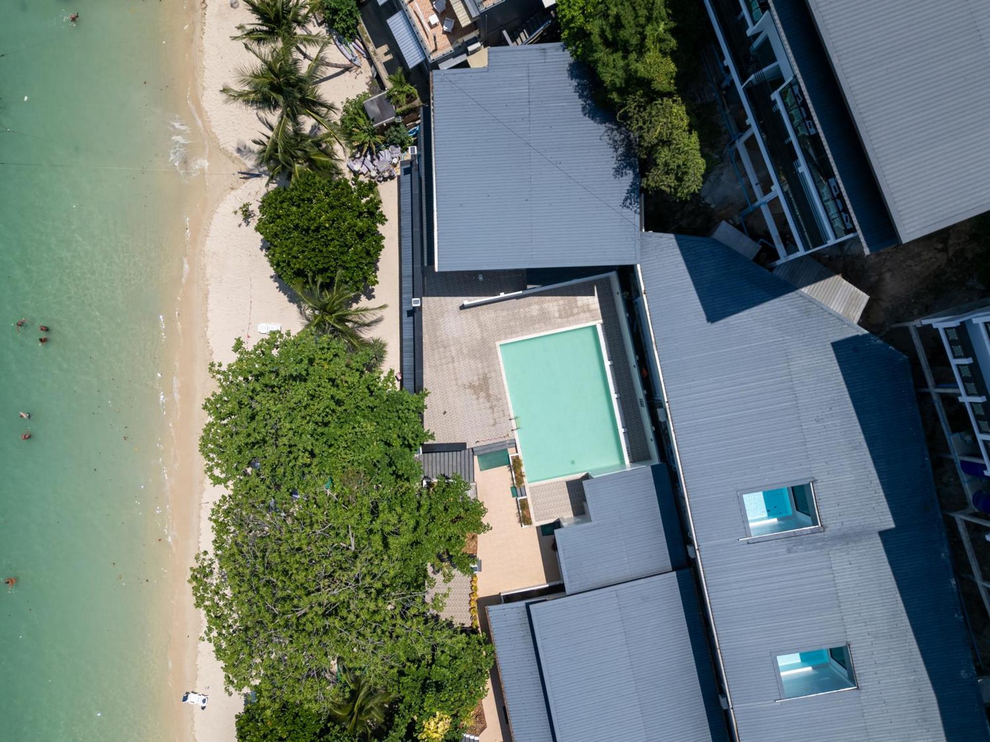 The Hideout Beachfront *